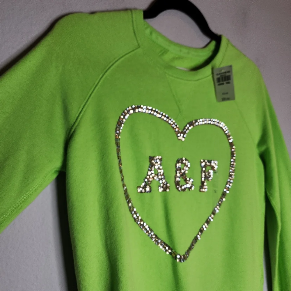 NWT Abercrombie Green Sweatshirt Heart Sequin Size Small - Picture 12 of 14